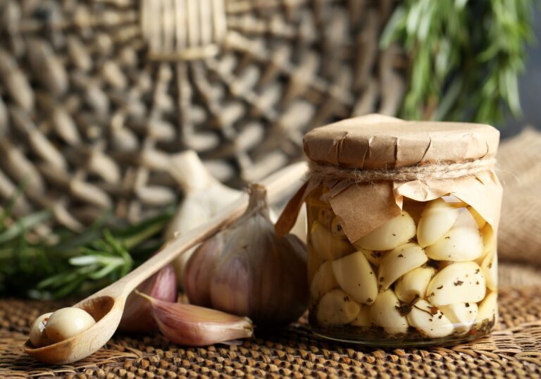 The Surprising Benefits of Garlic for your Skin: A Comprehensive Guide