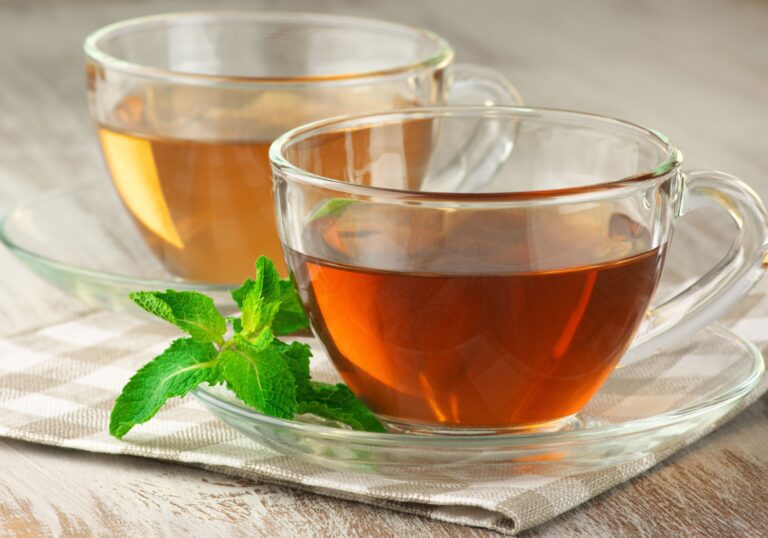 Green Tea Vs Black Tea: Which One is Better for Your Health